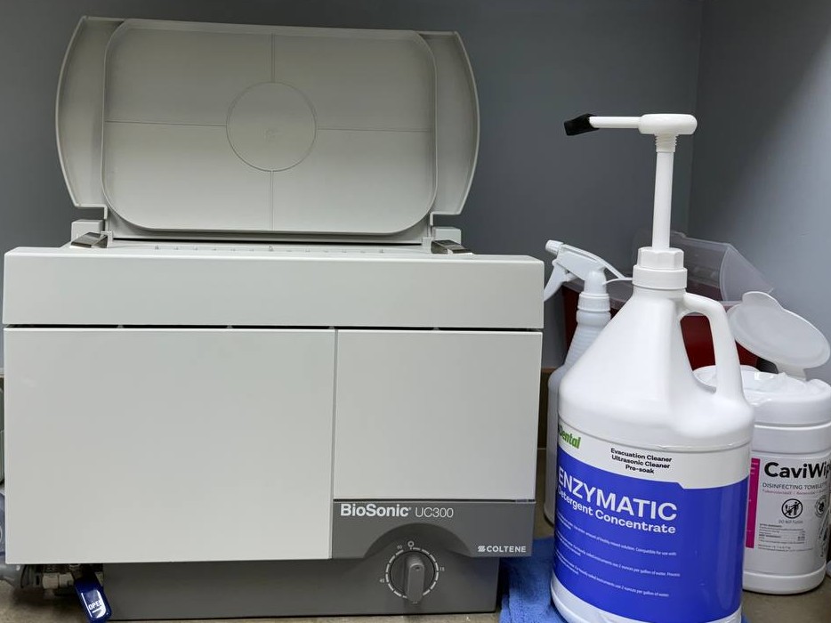 BioSonic ultrasonic cleaner at Richmond Dental Spa used for enzymatic pre-cleaning of instruments before sterilization